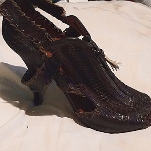 Givenchy Leather Heel size 7